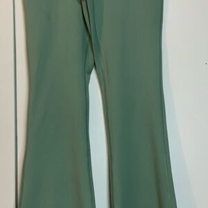 Yogalicious Lux Green Flare Pants - size small